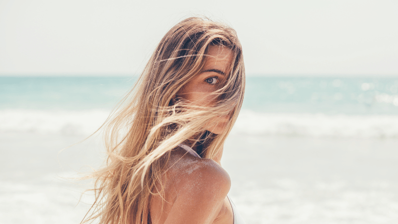 Protezioni solari per capelli: ecco come usarle per l'haircare estiva