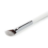 Ilū Make Up Angled Eyeshadow Brush 417